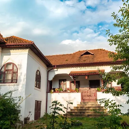 Surasul Muntelui Homestay szállás