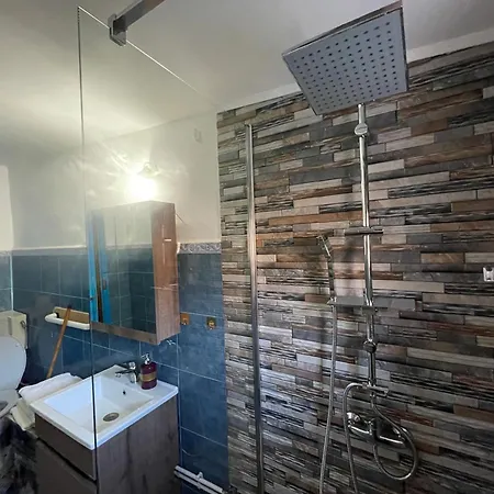 Homestay szállás Surasul Muntelui Dragoslavele